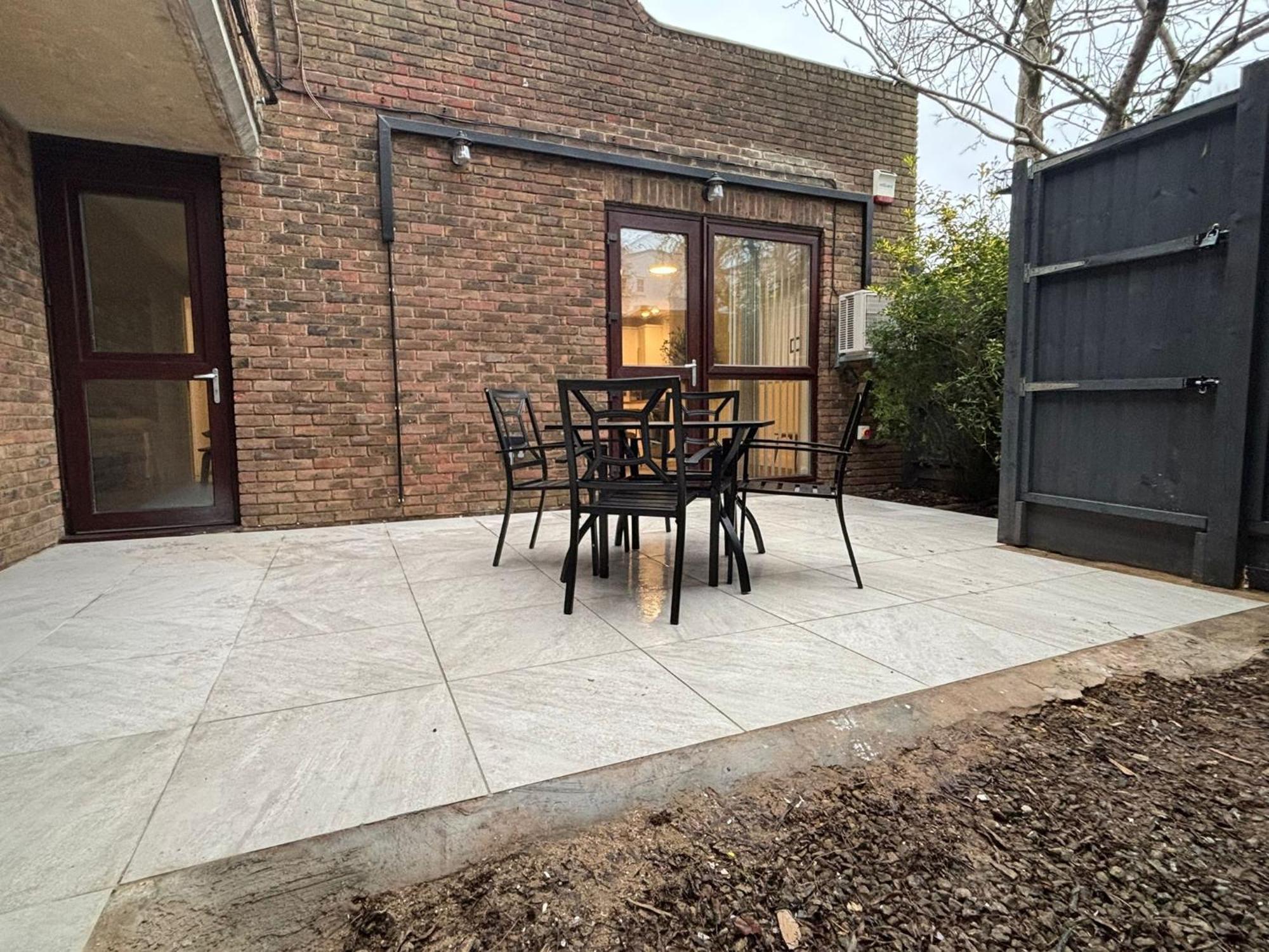 The Serene Retreat In Camden